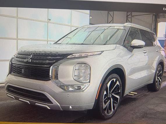 MITSUBISHI OUTLANDER 2023 JA4J3VA8XPZ008877 image
