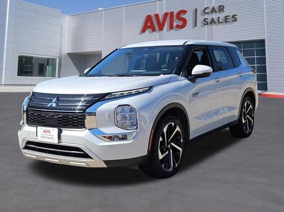 MITSUBISHI OUTLANDER 2023 JA4T5UA97PZ062918 image