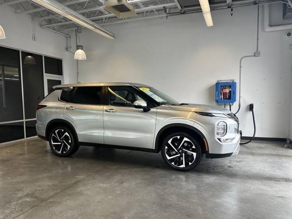 MITSUBISHI OUTLANDER 2023 JA4J4UA84PZ032356 image MITSUBISHI OUTLANDER 2023 JA4J4UA84PZ032356 image