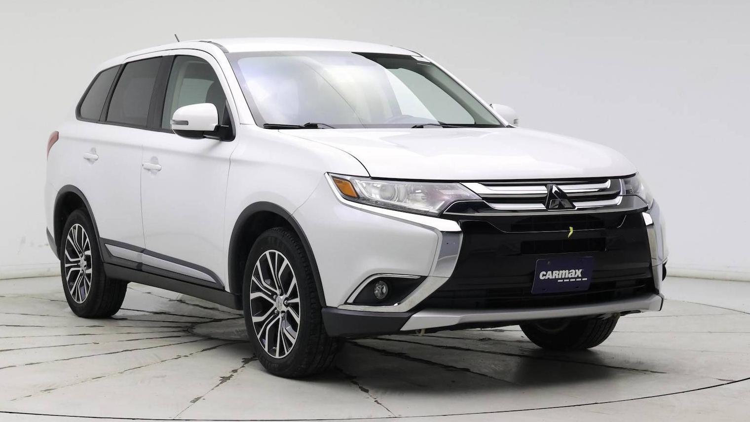 MITSUBISHI OUTLANDER 2016 JA4AZ3A30GZ015893 image