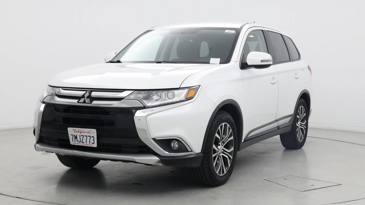 MITSUBISHI OUTLANDER 2016 JA4AD3A35GZ000465 image