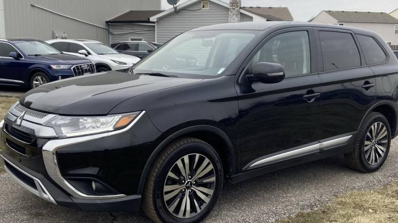 MITSUBISHI OUTLANDER 2019 JA4AZ3A37KZ044882 image