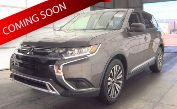 MITSUBISHI OUTLANDER 2019 JA4AD2A34KZ052348 image