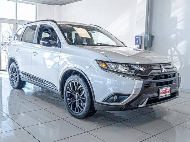 MITSUBISHI OUTLANDER 2019 JA4AD3A32KZ025624 image