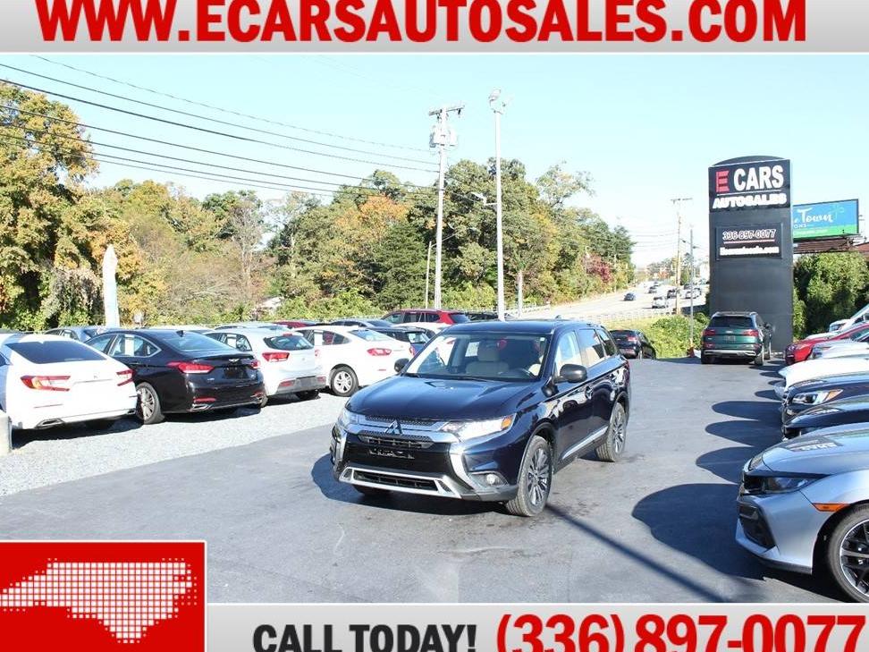 MITSUBISHI OUTLANDER 2019 JA4AD2A36KJ001383 image