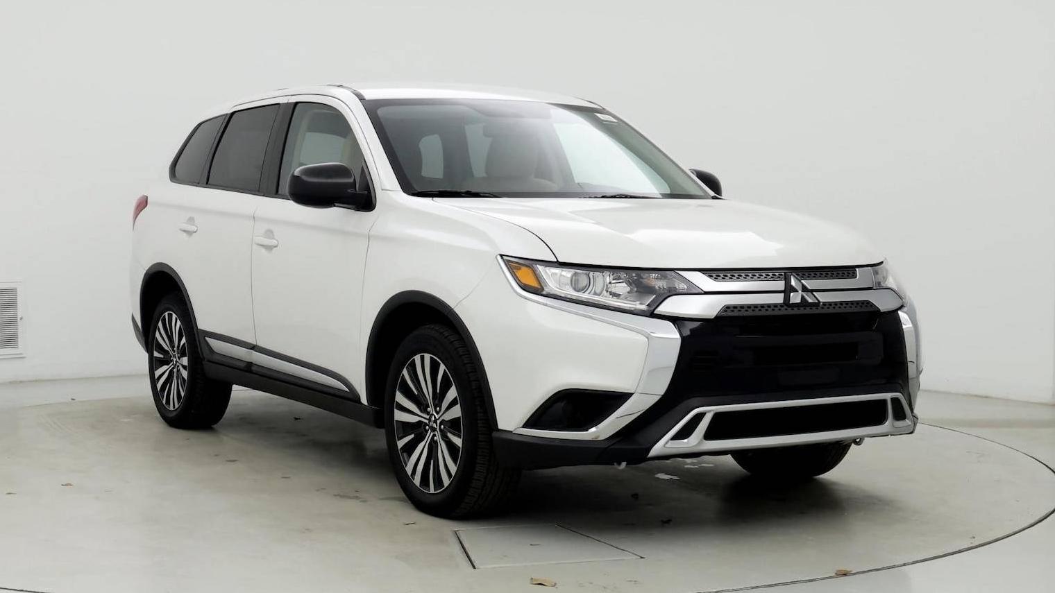 MITSUBISHI OUTLANDER 2019 JA4AZ3A34KZ033113 image