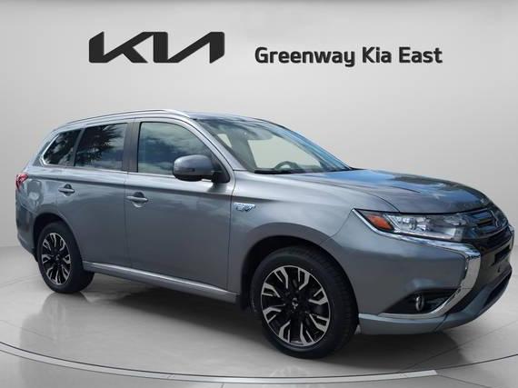 MITSUBISHI OUTLANDER 2018 JA4J24A50JZ071951 image