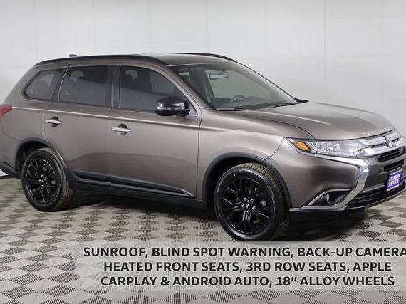 MITSUBISHI OUTLANDER 2018 JA4AZ3A35JZ063140 image