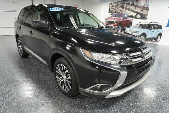MITSUBISHI OUTLANDER 2018 JA4AD2A34JZ071478 image