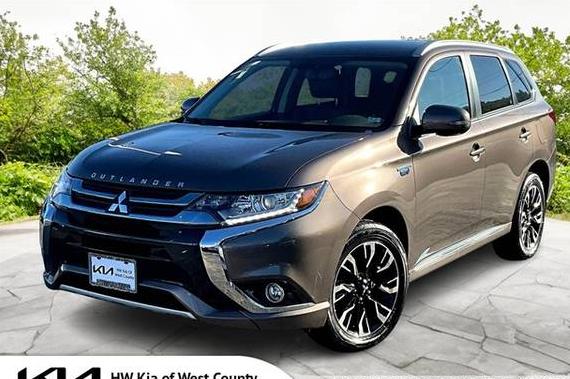 MITSUBISHI OUTLANDER 2018 JA4J24A56JZ030465 image