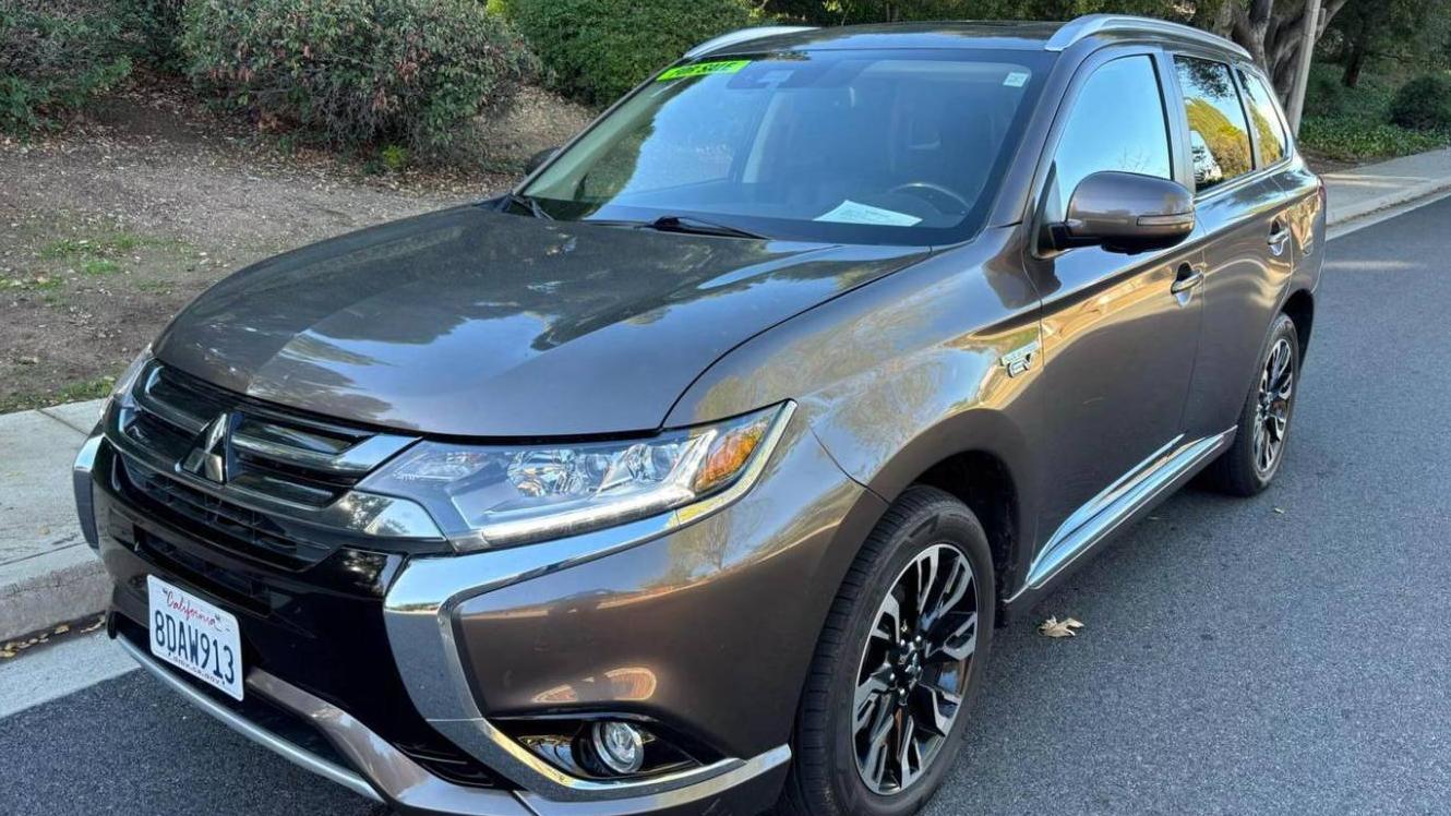 MITSUBISHI OUTLANDER 2018 JA4J24A54JZ029900 image