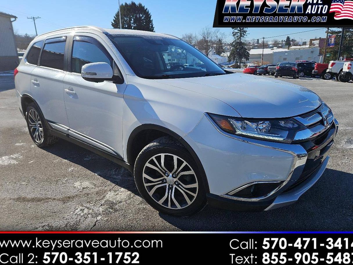 MITSUBISHI OUTLANDER 2018 JA4AZ3A38JZ011114 image