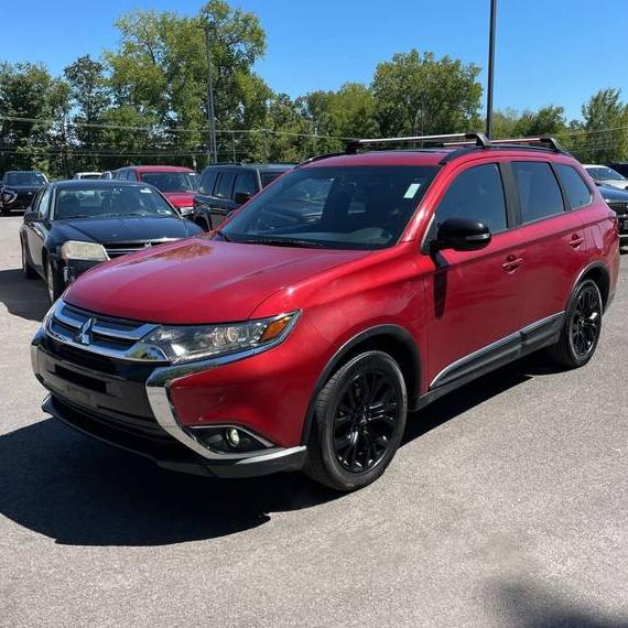 MITSUBISHI OUTLANDER 2018 JA4AZ3A34JZ032218 image