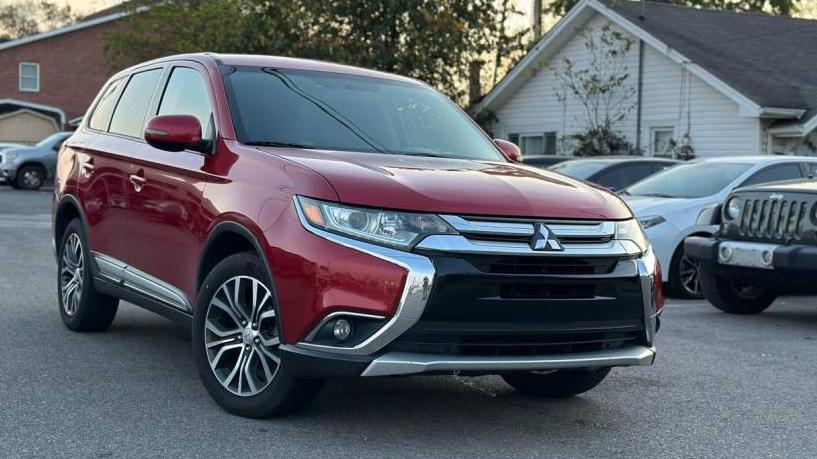 MITSUBISHI OUTLANDER 2018 JA4AZ3A36JZ039705 image