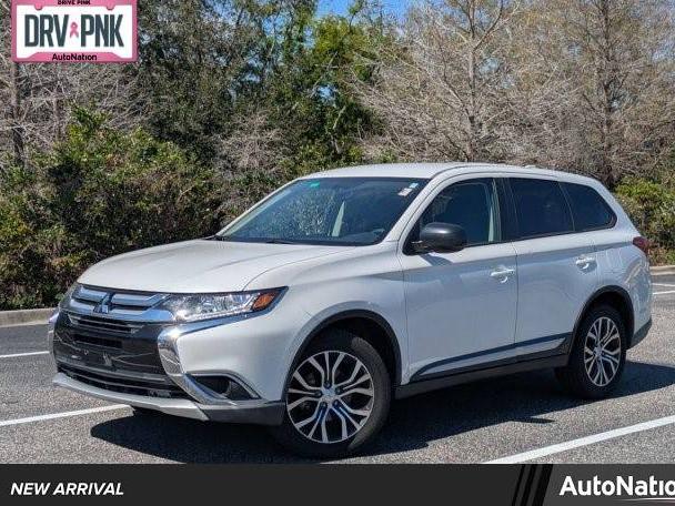 MITSUBISHI OUTLANDER 2018 JA4AD2A33JZ015452 image