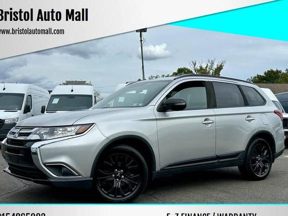MITSUBISHI OUTLANDER 2018 JA4AZ3A35JZ053174 image