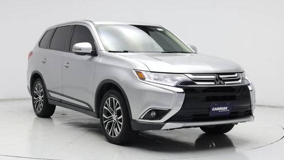 MITSUBISHI OUTLANDER 2018 JA4AD3A32JJ001210 image