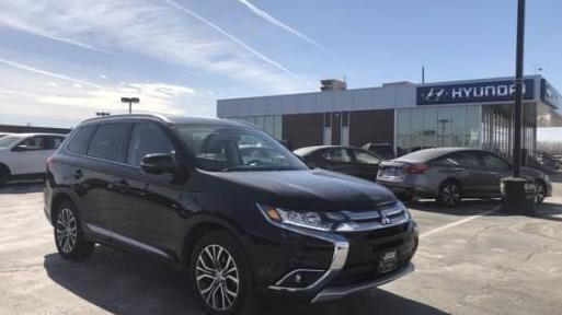 MITSUBISHI OUTLANDER 2018 JA4AD3A38JJ000501 image