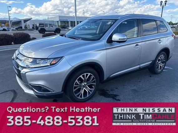 MITSUBISHI OUTLANDER 2018 JA4AZ3A33JZ063458 image