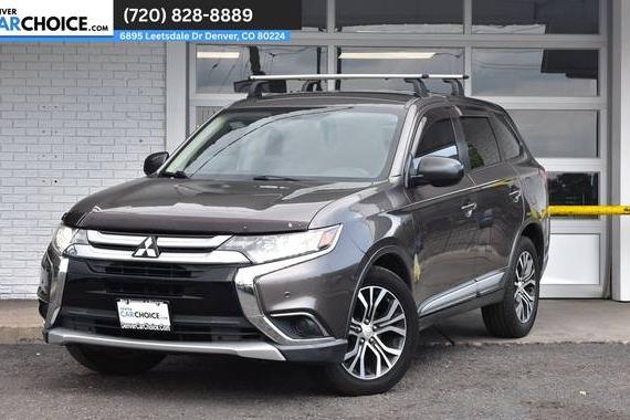 MITSUBISHI OUTLANDER 2018 JA4AD2A33JZ013409 image