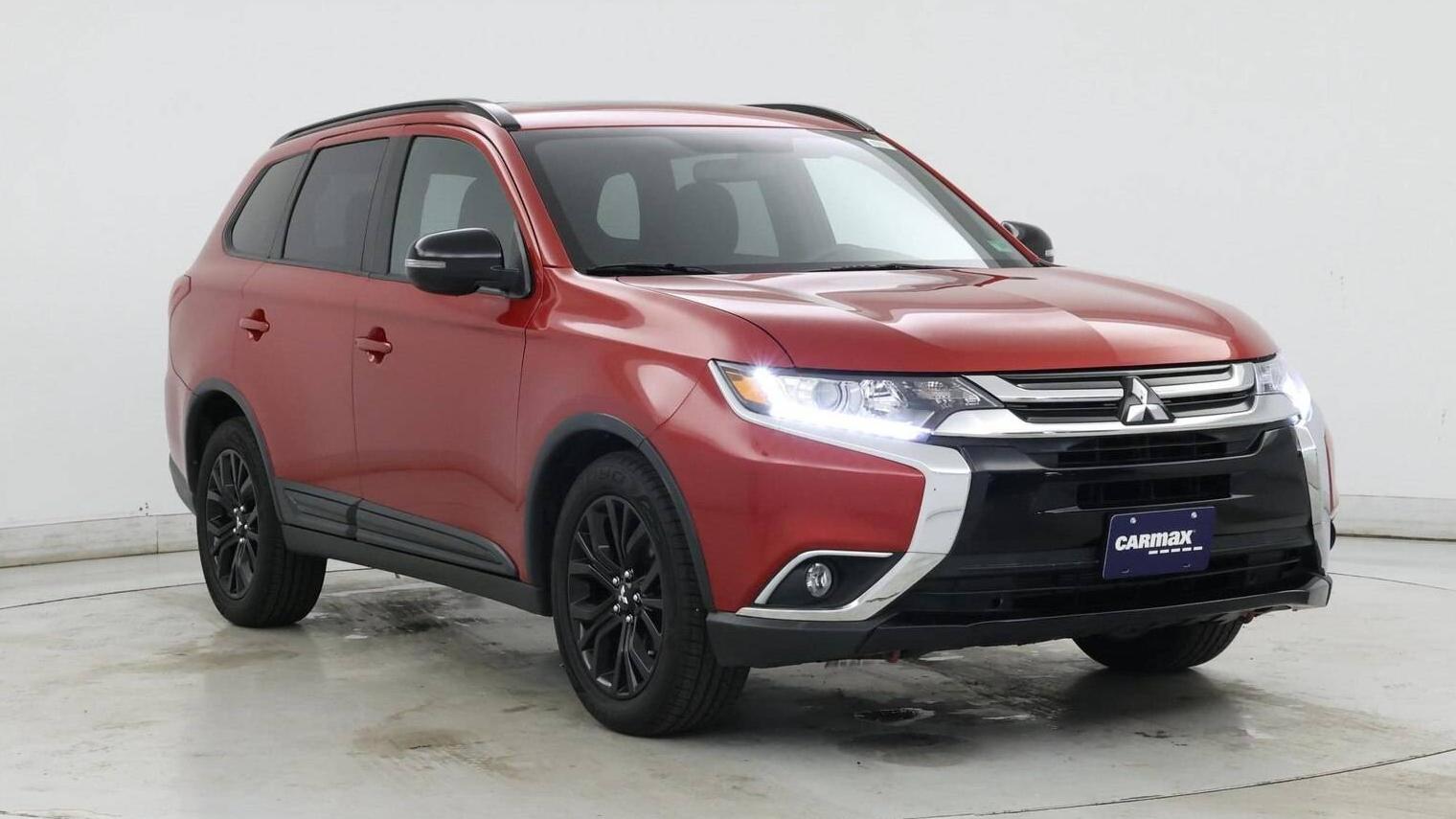 MITSUBISHI OUTLANDER 2018 JA4AZ3A30JZ048626 image