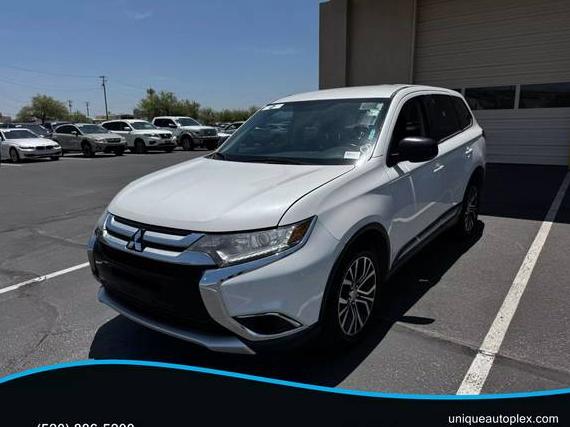MITSUBISHI OUTLANDER 2017 JA4AD2A38HZ013643 image MITSUBISHI OUTLANDER 2017 JA4AD2A38HZ013643 image