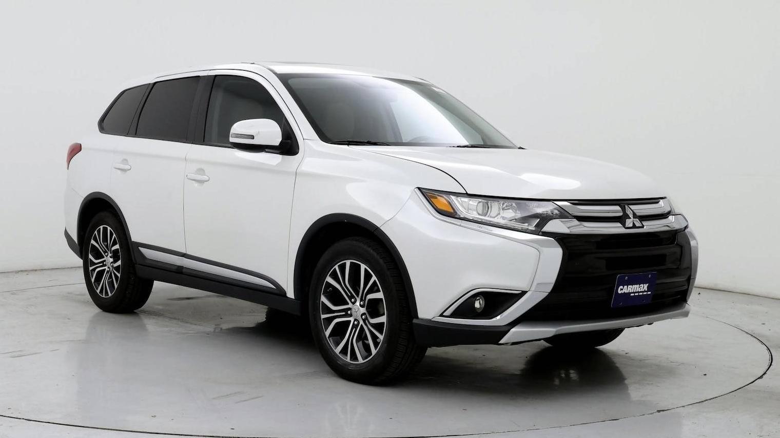 MITSUBISHI OUTLANDER 2017 JA4AD3A35HZ000256 image