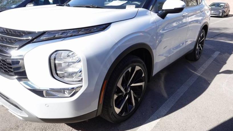 MITSUBISHI OUTLANDER 2024 JA4J3VA82RZ048504 image MITSUBISHI OUTLANDER 2024 JA4J3VA82RZ048504 image