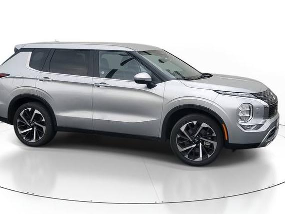 MITSUBISHI OUTLANDER 2024 JA4J4VA82RZ038701 image