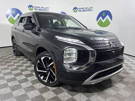 MITSUBISHI OUTLANDER 2024 JA4J4VA82RZ039783 image