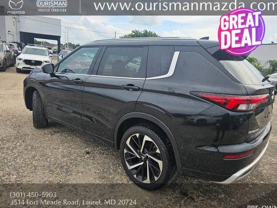 MITSUBISHI OUTLANDER 2024 JA4J4WA82RZ011200 image