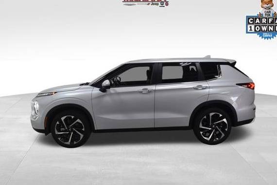 MITSUBISHI OUTLANDER 2024 JA4J4VA88RZ072349 image