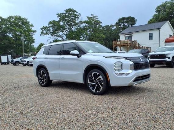 MITSUBISHI OUTLANDER 2024 JA4J3WA84RZ028695 image
