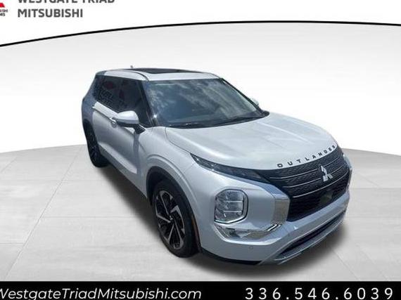 MITSUBISHI OUTLANDER 2024 JA4J3VA82RZ050074 image