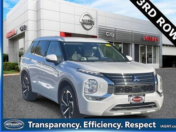 MITSUBISHI OUTLANDER 2024 JA4T5WA96RZ056753 image