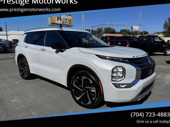 MITSUBISHI OUTLANDER 2024 JA4J3WA85RZ021433 image