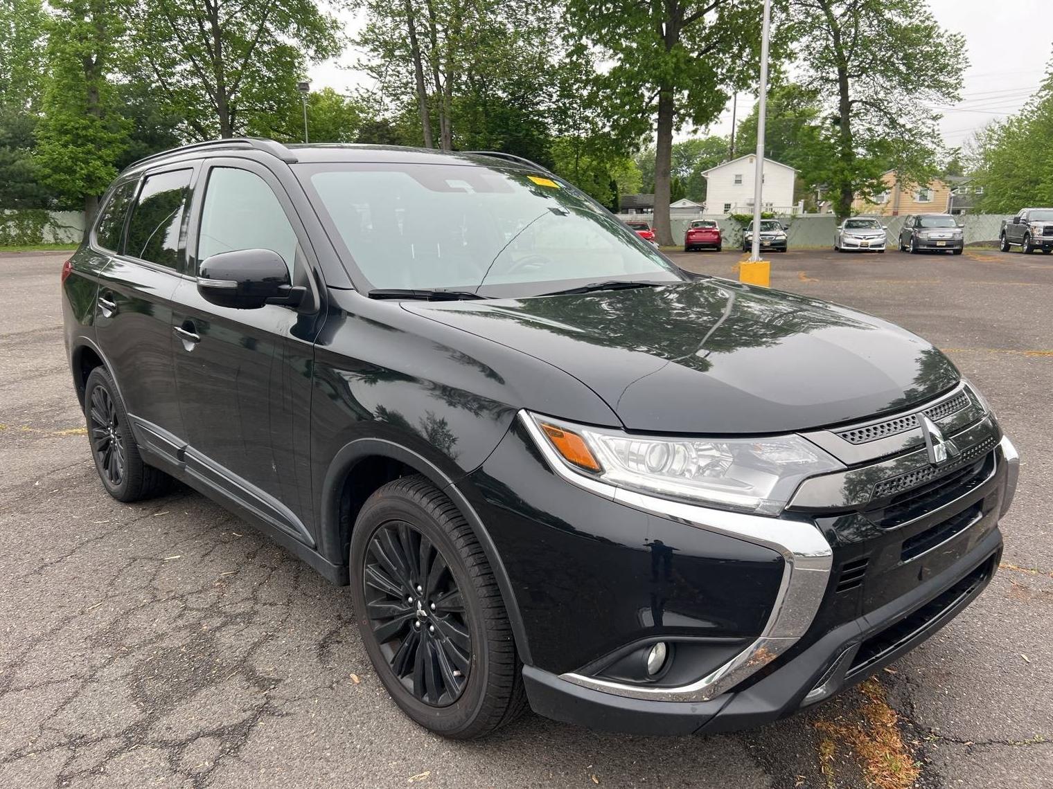 MITSUBISHI OUTLANDER 2020 JA4AZ3A31LZ043289 image