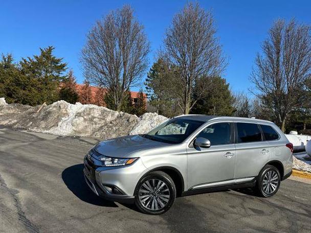 MITSUBISHI OUTLANDER 2020 JA4AZ3A38LZ031723 image