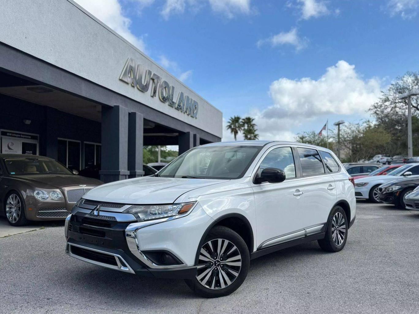 MITSUBISHI OUTLANDER 2020 JA4AD2A31LZ044645 image MITSUBISHI OUTLANDER 2020 JA4AD2A31LZ044645 image