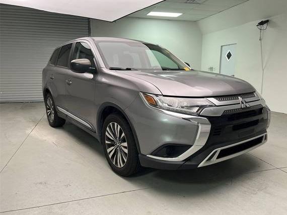 MITSUBISHI OUTLANDER 2020 JA4AD2A31LZ048663 image