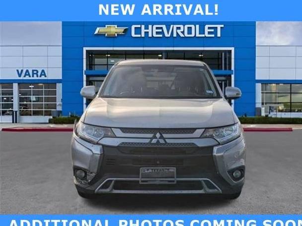 MITSUBISHI OUTLANDER 2020 JA4AD3A32LZ011496 image