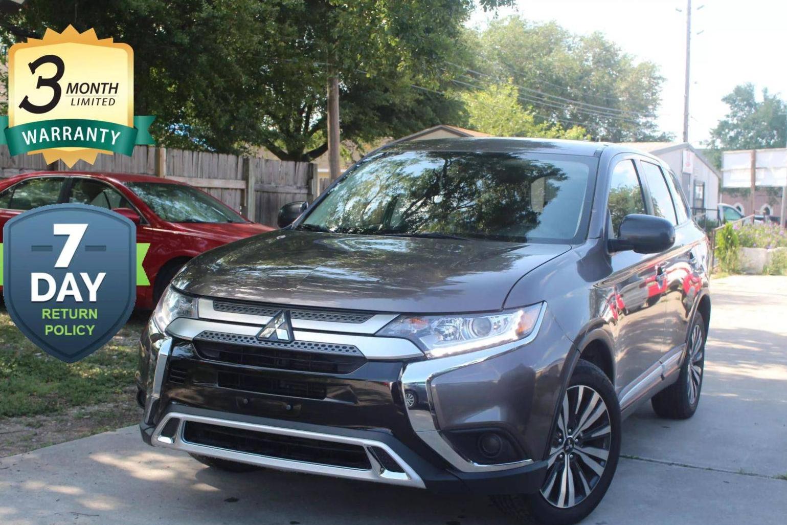 MITSUBISHI OUTLANDER 2020 JA4AD2A33LZ019195 image
