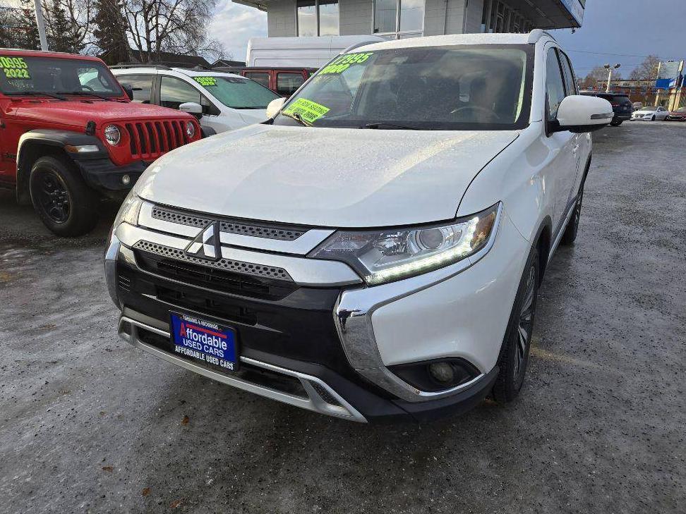 MITSUBISHI OUTLANDER 2020 JA4AZ3A39LZ024635 image