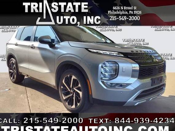 MITSUBISHI OUTLANDER 2022 JA4J4UA81NZ011865 image