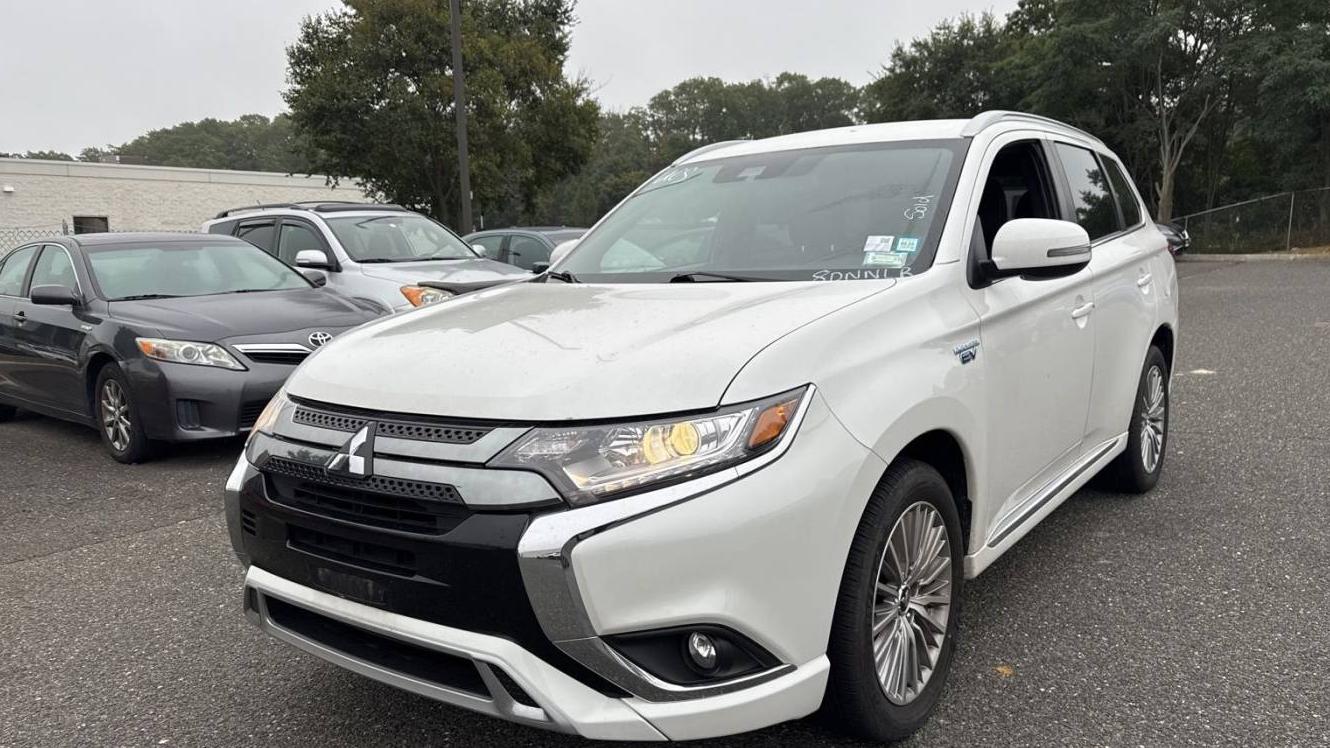 MITSUBISHI OUTLANDER 2022 JA4J2VA70NZ064723 image