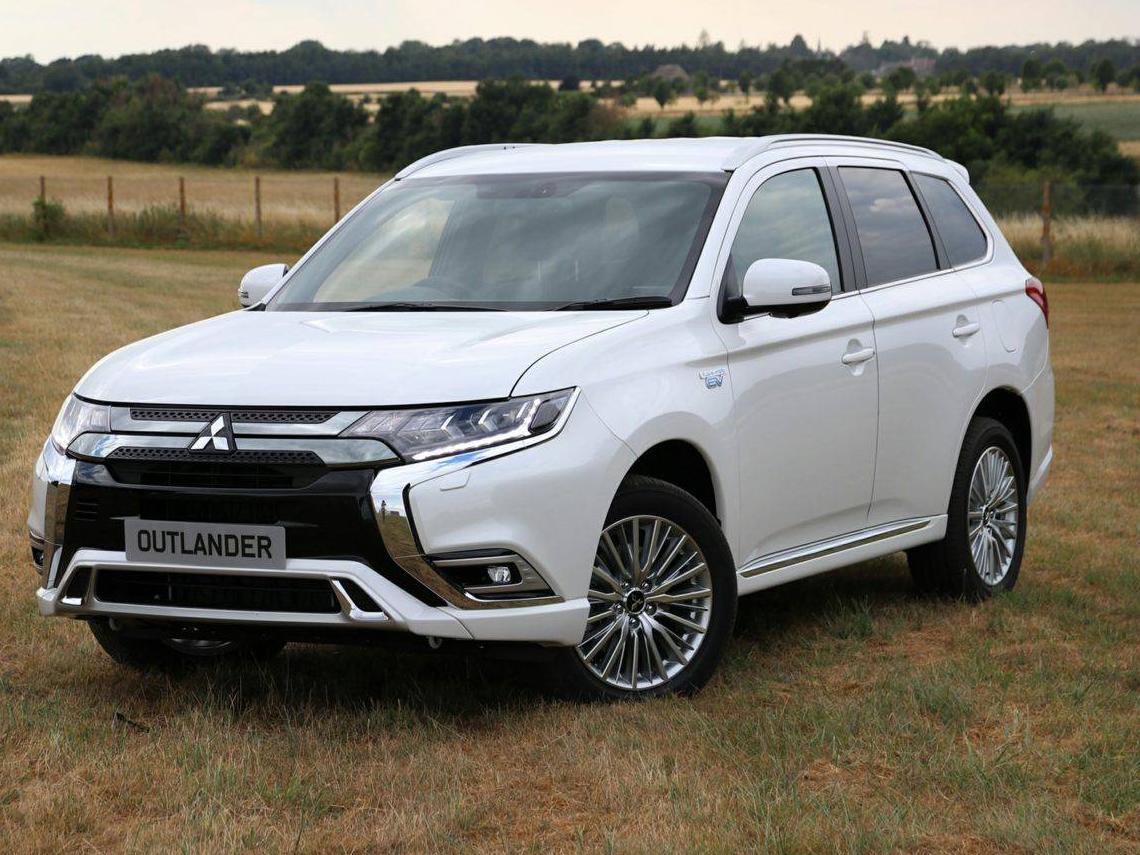 MITSUBISHI OUTLANDER 2022 JA4J4VA83NZ070972 image