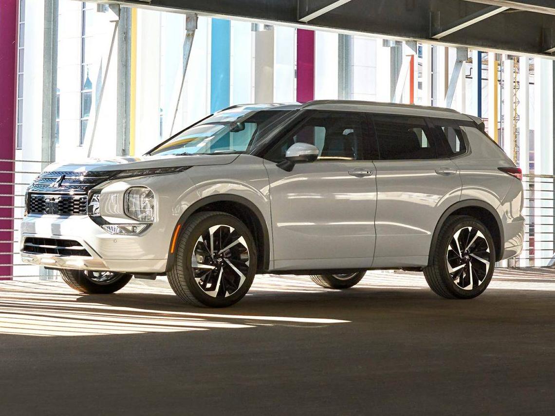 MITSUBISHI OUTLANDER 2022 JA4J4VA88NZ073799 image