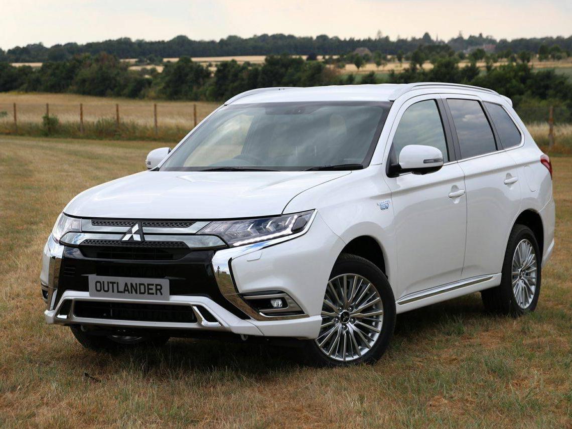 MITSUBISHI OUTLANDER 2022 JA4J4VA82NZ022038 image