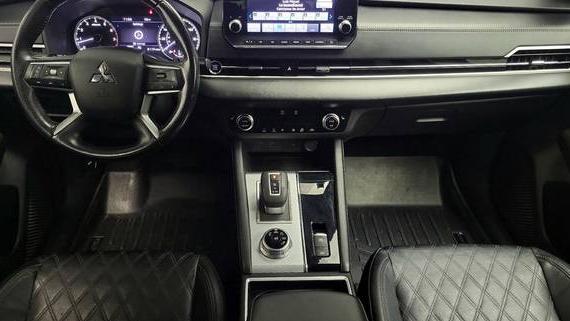 MITSUBISHI OUTLANDER 2022 JA4J3VA81NZ058662 image