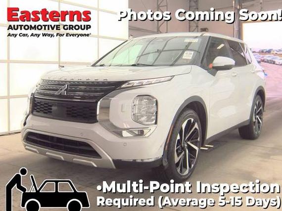 MITSUBISHI OUTLANDER 2022 JA4J4UA82NZ052795 image